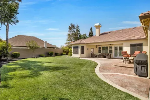 Exterior - 1874 Doak Blvd, Ripon, CA 95366 photo 8 of 16
