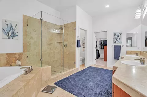 Bath - 1874 Doak Blvd, Ripon, CA 95366 photo 3 of 10