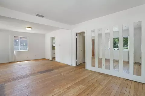 Living - 21 W 1st St, Tracy, CA 95376 photo 4 of 4