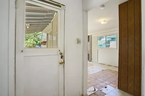 Entry Way - 21 W 1st St, Tracy, CA 95376 photo 3 of 3