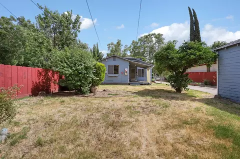 Exterior - 21 W 1st St, Tracy, CA 95376 photo 10 of 10