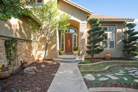 9280 Foxy Ct, Patterson, CA 95363