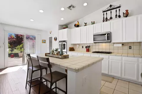 4464 Dusham Cir, Mather, CA 95655 photo 13