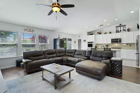 4464 Dusham Cir, Mather, CA 95655 photo 12