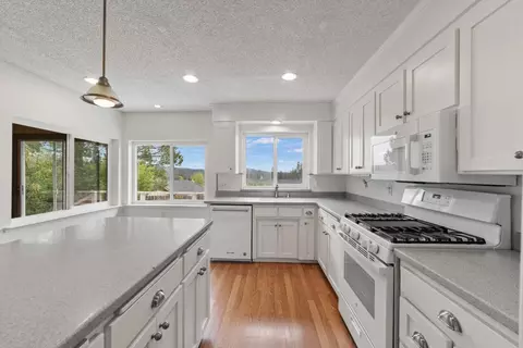 131 Arcadia Dr, Grass Valley, CA 95945 photo 6