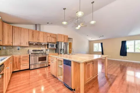 770 Washington Irving Dr, Colfax, CA 95713 photo 1