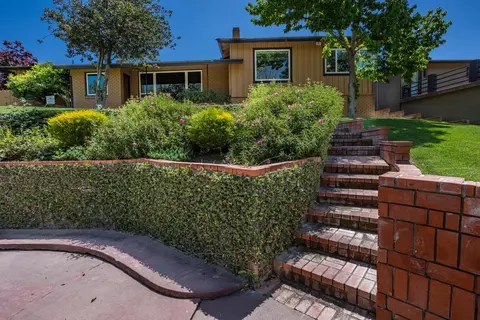 1312 Edgebrook Dr, Modesto, CA 95354 photo 5