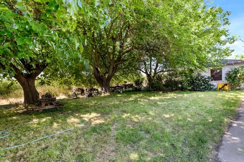 Exterior - 28937 S Koster Rd, Tracy, CA 95304 photo 3 of 8