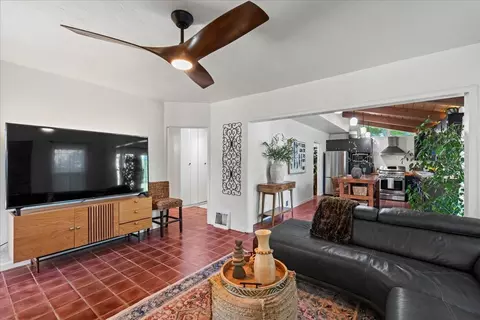 Living - 224 Palm Ave, Modesto, CA 95350 photo 7 of 7
