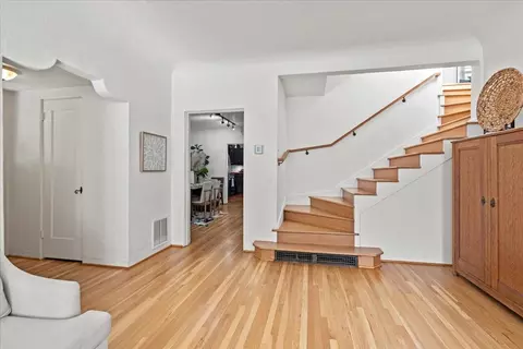Entry Way - 224 Palm Ave, Modesto, CA 95350 photo 1 of 6