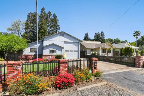 9115 Grove St, Elk Grove, CA 95624