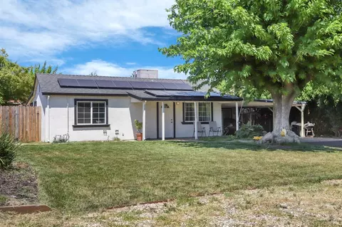 Exterior - 4601 E Cooper Rd, Acampo, CA 95220 photo 4 of 8
