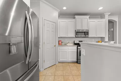 5629 Ridgepoint Dr, Antelope, CA 95843 photo 6