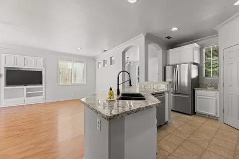 5629 Ridgepoint Dr, Antelope, CA 95843 photo 12