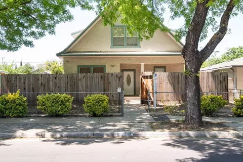Exterior - 253 Bodem St, Modesto, CA 95350 photo 6 of 14