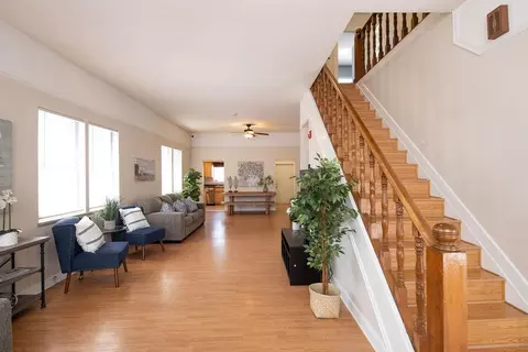 Entry Way - 253 Bodem St, Modesto, CA 95350 photo 1 of 2