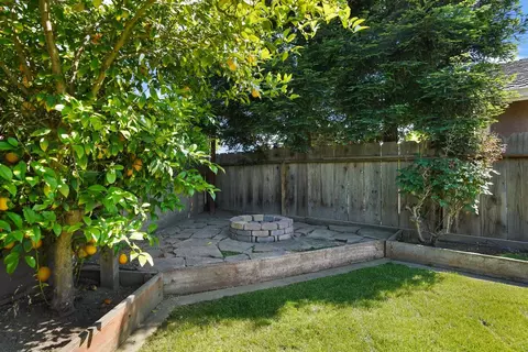 562 Van Dyken Way, Ripon, CA 95366 photo 28