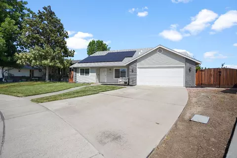 562 Van Dyken Way, Ripon, CA 95366 photo 1