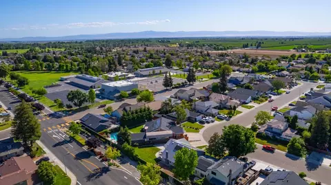 562 Van Dyken Way, Ripon, CA 95366 photo 34