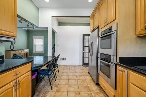 Kitchen - 8846 Sorento Rd, Elverta, CA 95626 photo 2 of 3
