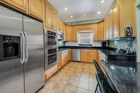 Kitchen - 8846 Sorento Rd, Elverta, CA 95626 photo 3 of 3