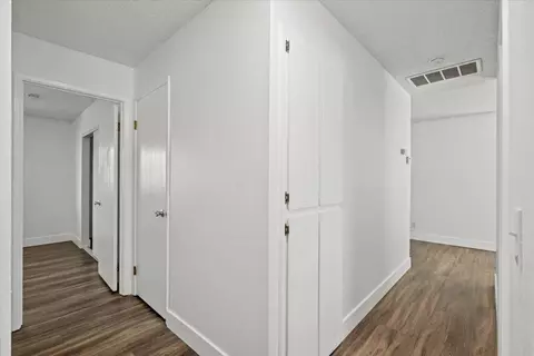 Entry Way - 204 Willowmere Dr, Folsom, CA 95630 photo 3 of 3