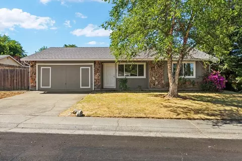 Exterior - 204 Willowmere Dr, Folsom, CA 95630 photo 10 of 12