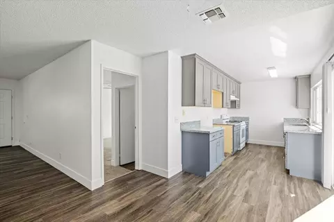 Entry Way - 204 Willowmere Dr, Folsom, CA 95630 photo 2 of 3
