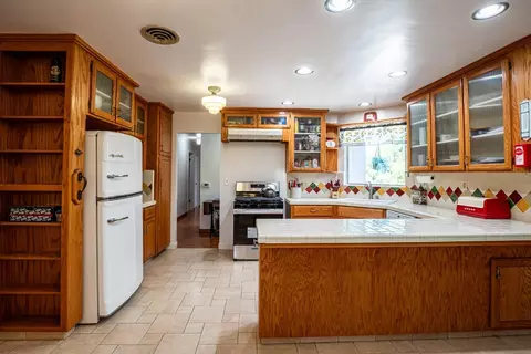 1722 Lauralee Ct, Modesto, CA 95350 photo 8