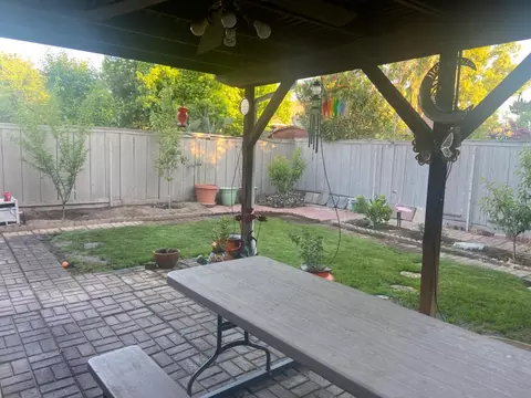 Exterior - 1725 W Lodi Ave, Lodi, CA 95242 photo 4 of 4
