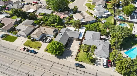 View/Area - 1725 W Lodi Ave, Lodi, CA 95242 photo 2 of 4
