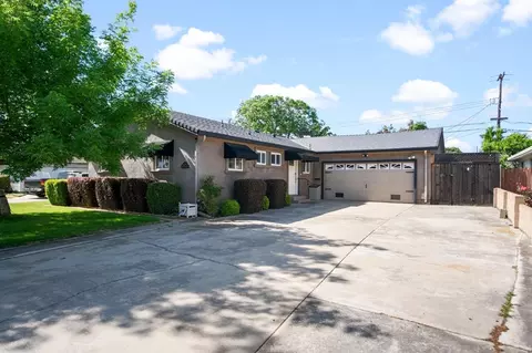 1725 W Lodi Ave, Lodi, CA 95242 photo 1
