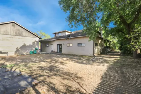Exterior - 5335 Robertson Ave, Carmichael, CA 95608 photo 15 of 20