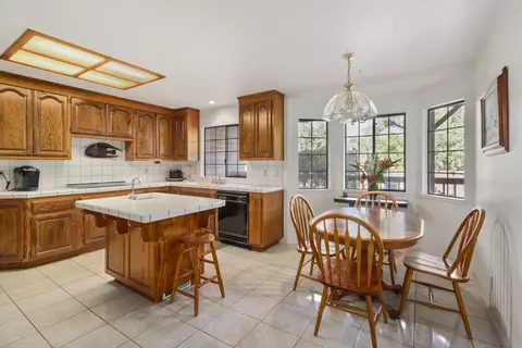 Kitchen - 5335 Robertson Ave, Carmichael, CA 95608 photo 1 of 5
