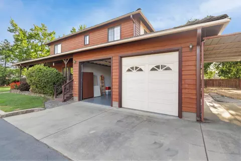 Exterior - 5335 Robertson Ave, Carmichael, CA 95608 photo 11 of 20