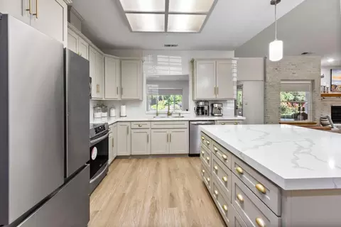 Kitchen - 3830 Colorado Ave, Turlock, CA 95382 photo 3 of 3
