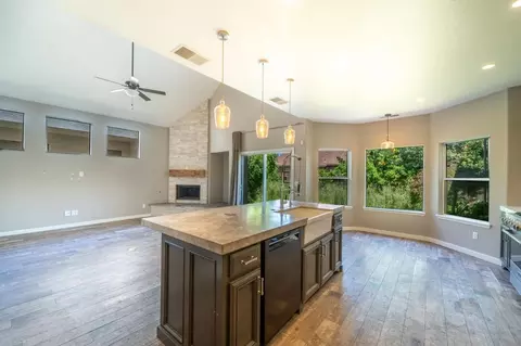 2570 Hogan Dr, Turlock, CA 95382 photo 16