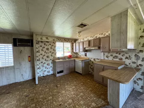 531 Lathrop St, Modesto, CA 95358 photo 23