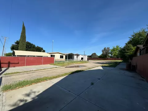 531 Lathrop St, Modesto, CA 95358 photo 2