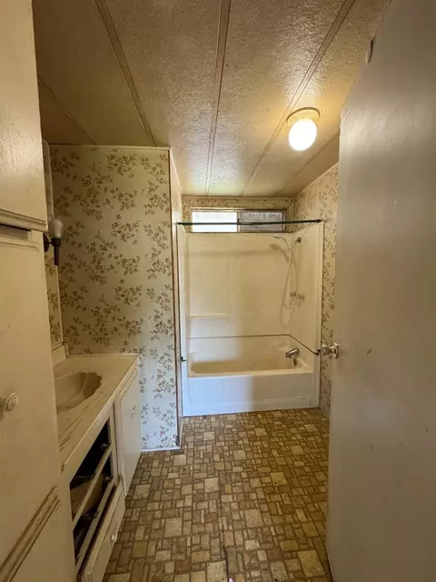 531 Lathrop St, Modesto, CA 95358 photo 25