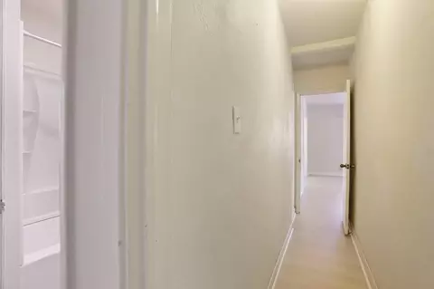Entry Way - 6791 E Live Oak Rd, Lodi, CA 95240 photo 4 of 4