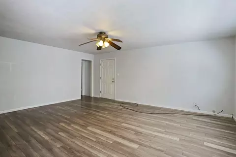 Living - 6791 E Live Oak Rd, Lodi, CA 95240 photo 14 of 16
