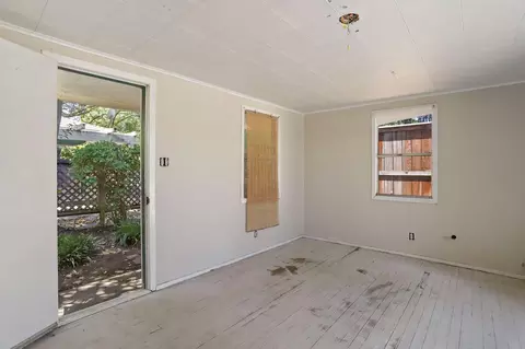 Bedroom - 6791 E Live Oak Rd, Lodi, CA 95240 photo 9 of 10