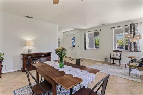 825 Sunnyside Ln, Tracy, CA 95377 photo 11