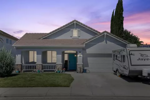 825 Sunnyside Ln, Tracy, CA 95377 photo 3