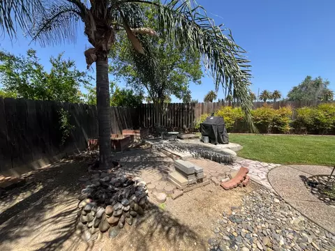 617 Sears Dr, Patterson, CA 95363 photo 38