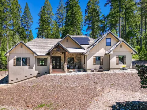 13878 Gemini Ct, Nevada City, CA 95959