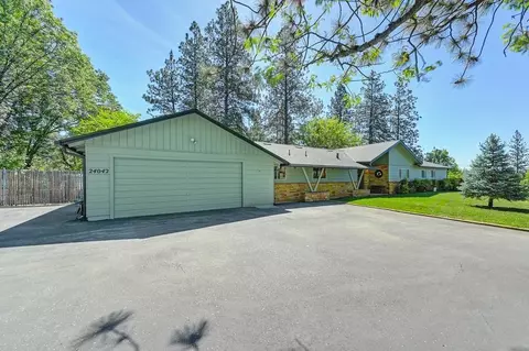 24042 Grand View Ave, Colfax, CA 95713 photo 2