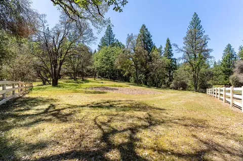13096 Thoroughbred Loop, Grass Valley, CA 95949 photo 1