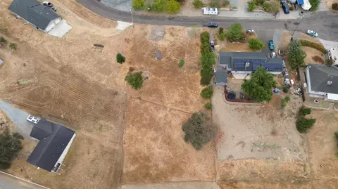3328 Lazer Ct, Valley Springs, CA 95252